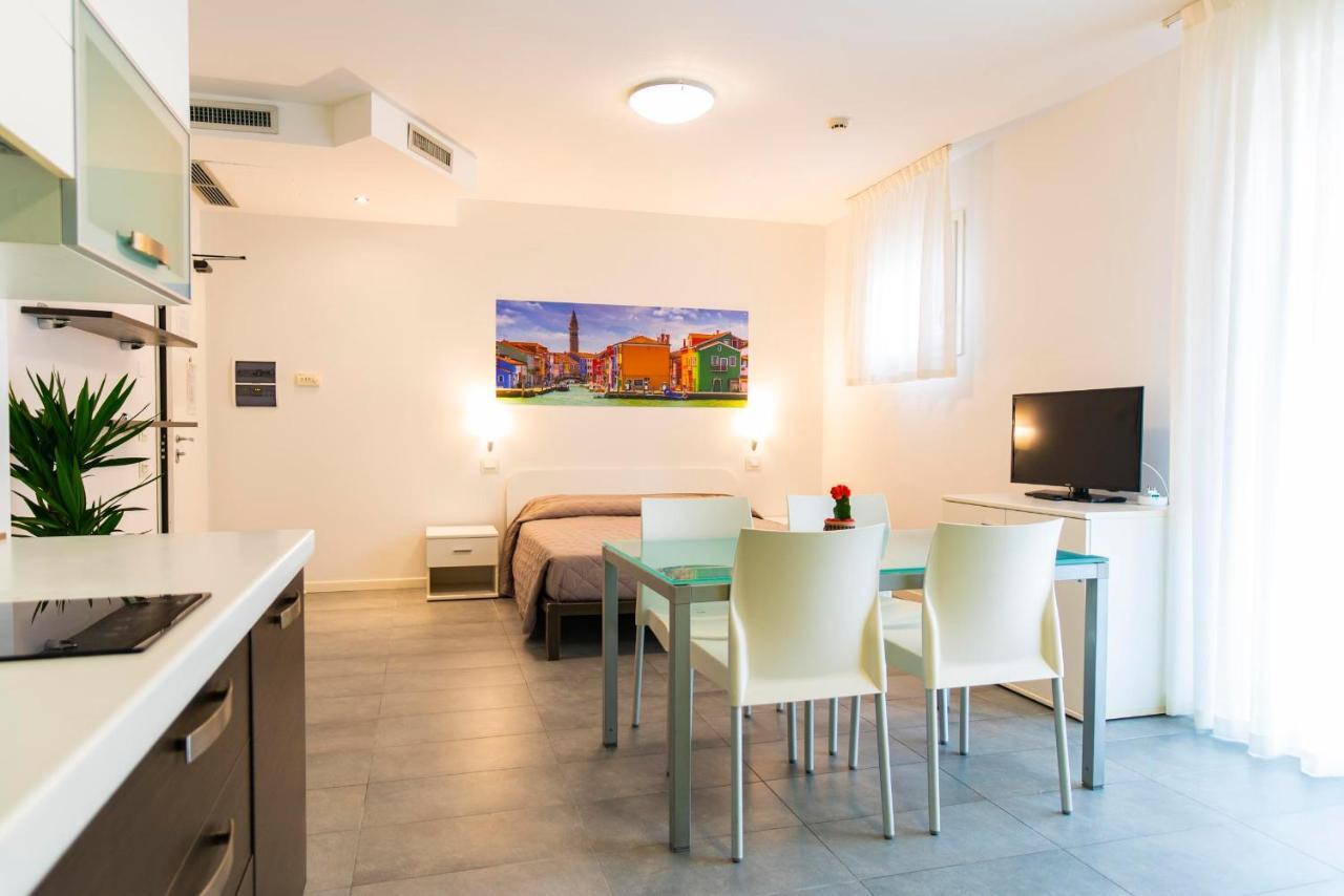 Residence Burano ลิโดดิเยโซโล ภายนอก รูปภาพ
