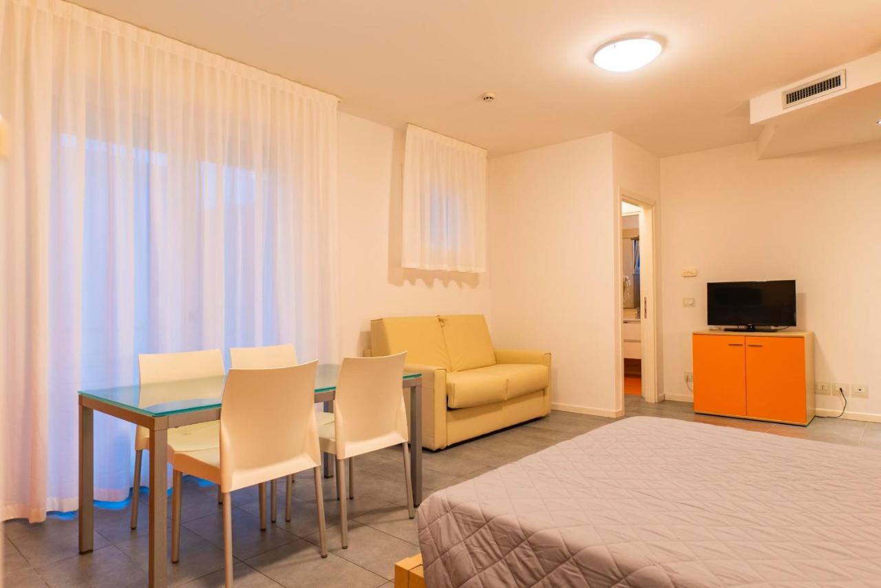Residence Burano ลิโดดิเยโซโล ภายนอก รูปภาพ